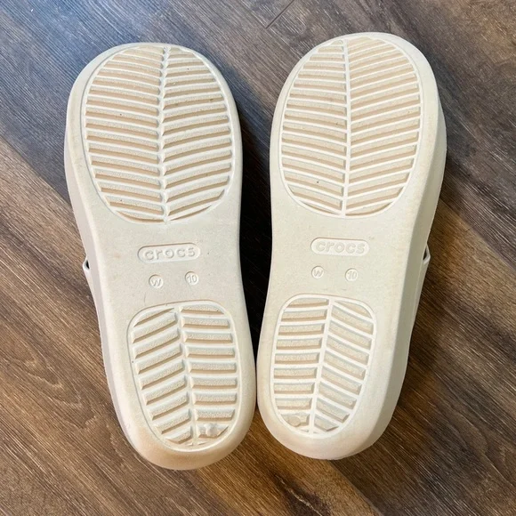 Crocs Getaway Platform Toe Loop Sandal in Sandstone, Size 10 - Picture 6 of 8